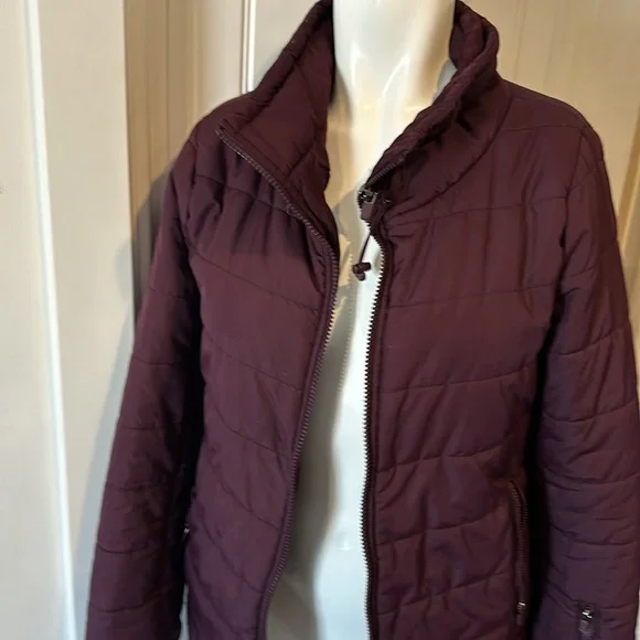 Fabletics Misha Puffer Jacket - Picture 2 of 5